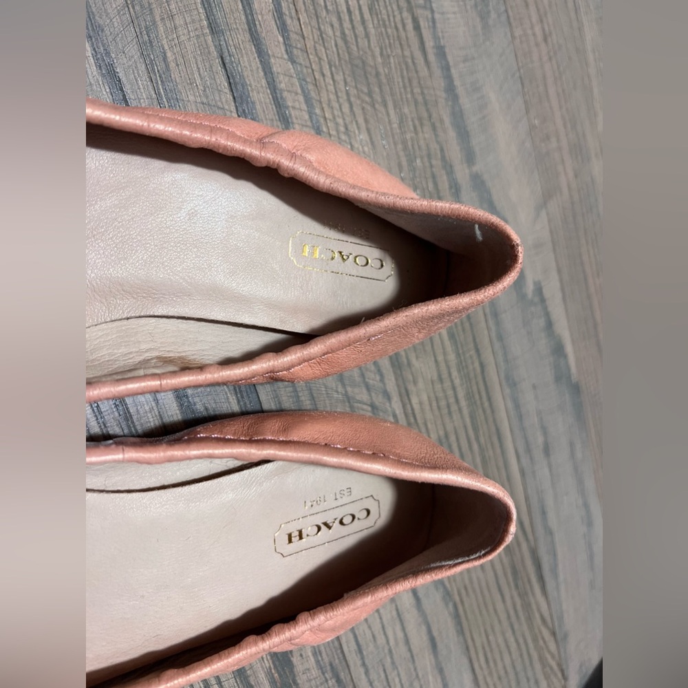 Coach ballet flats women’s shoes size 6 pale pink slip on - Picture 13 of 13